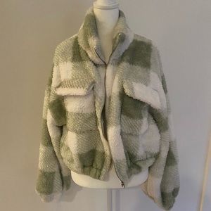 Le Lis green sweater jacket